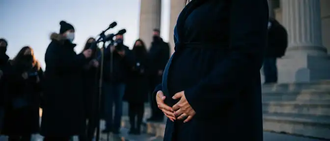 Свобода выбора или новые правила: в Госдуме рассматривают право на ранний декрет